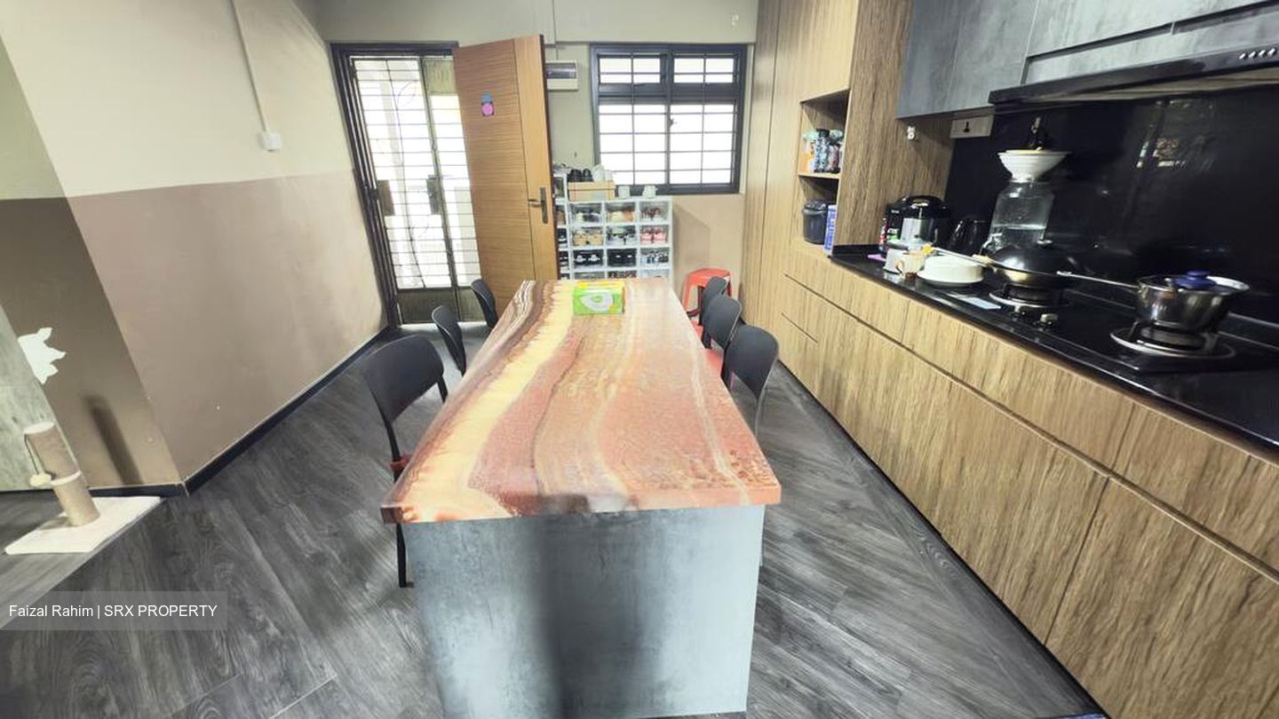 Blk 535 Bukit Batok Street 52 (Bukit Batok), HDB Executive #472848691